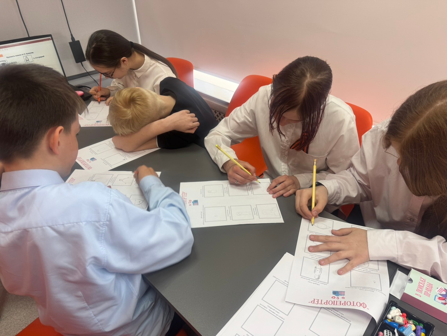 Фото - ЕВРАЗ помог юным журналистам Гурьевского округа